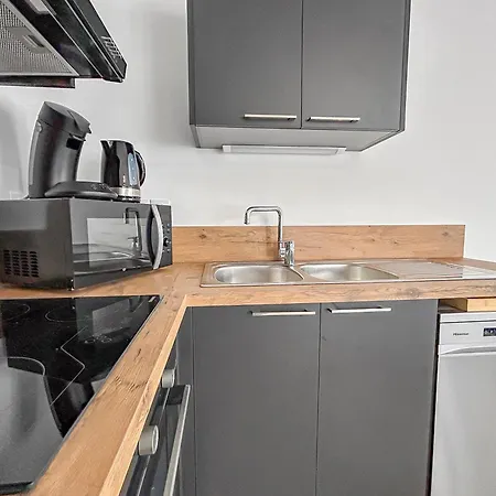 Holiday home Grande Terrasse & Parking - A Vias